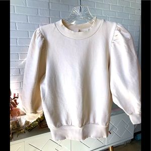 Cream puffed sleeve sweatshirt